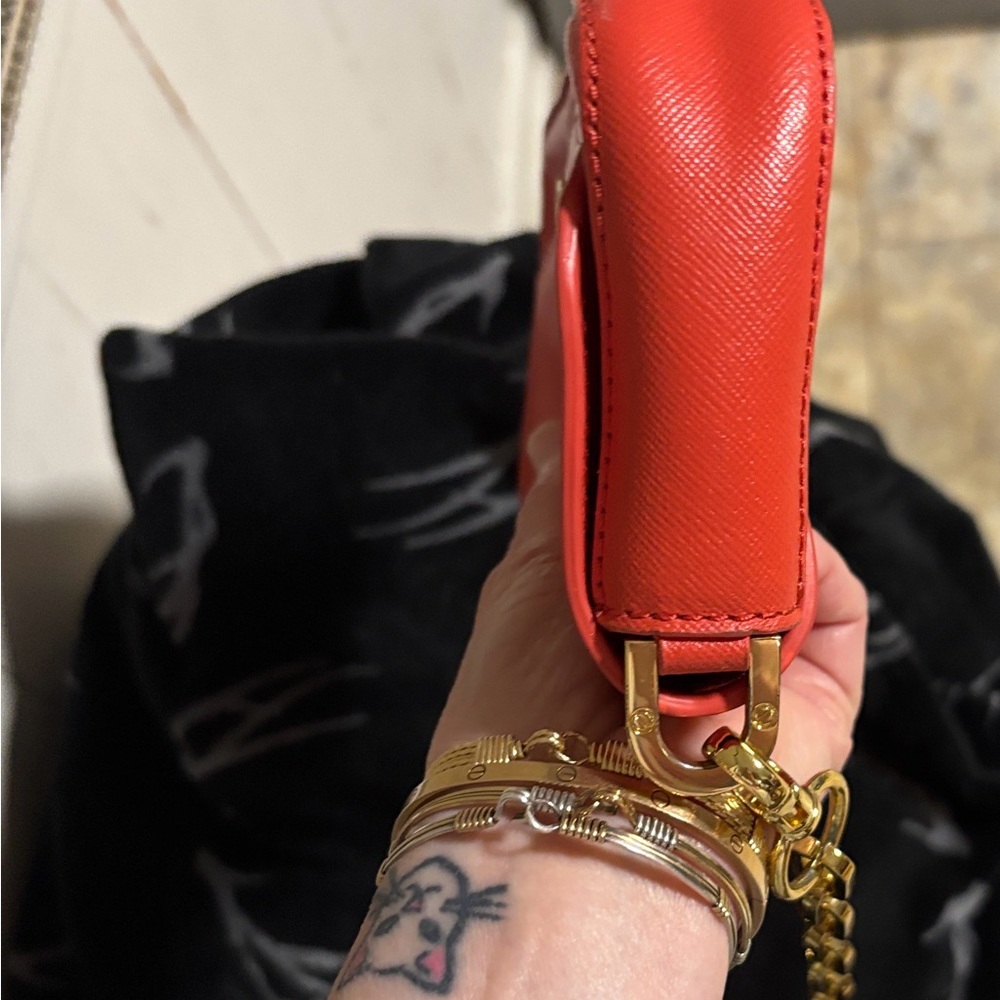 Tory Burch Vibrant Red Crossbody with Gold Chain - Picture 10 of 11